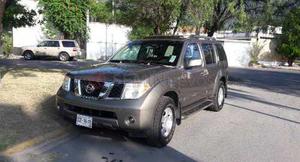 Nissan Pathfinder ()