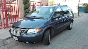 Chrysler Voyager Minivan 