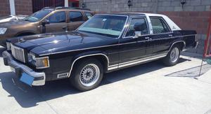 Ford Grand Marquis 