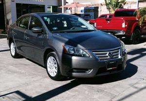 Nissan sentra  impecable