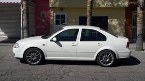 Volkswagen Jetta Sedán 