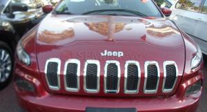 Chrysler Grand Cherokee ()