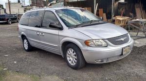 Chrysler Town & Country 