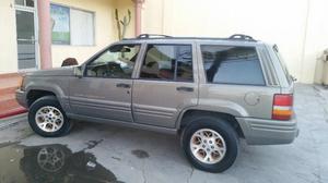 Jeep Grand Cherokee 4 x  limitedy