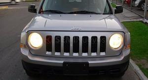 Jeep Patriot ()