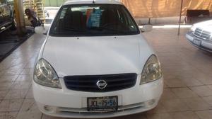 NISSAN PLATINA  BLANCO $