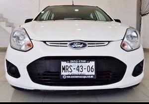 FORD IKON  Hatchback Ambiente 5 Vel.,4 cilindros