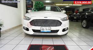 Ford Fusion ()