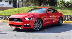 Ford Mustang ()