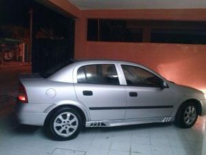 CHEVROLET ASTRA SEDAN  COLOR PLATA