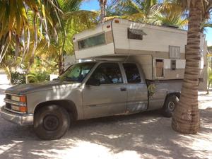 Chevrolet Pick up con camper