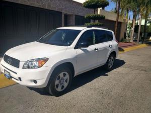 Toyota RAV-4 SUV  Blanca