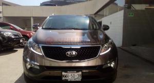 Kia Sportage ()