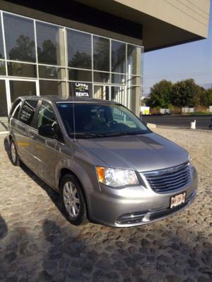 Chrysler Town & Country Familiar 