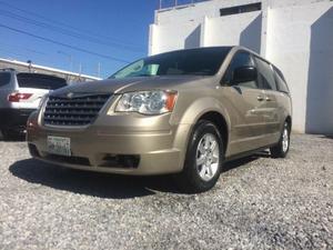 Chrysler town country lx 
