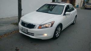 Honda accord  para exigentes $125M