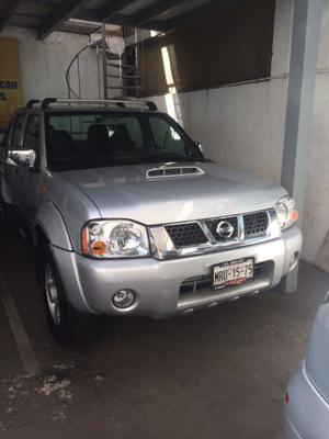 NISSAN FRONTIER LE 