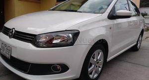 Volkswagen Vento ()