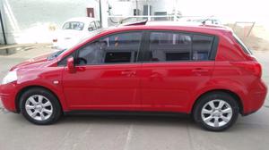 Nissan Tiida Premium 