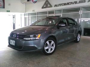 Volkswagen Jetta p Style Active 5vel