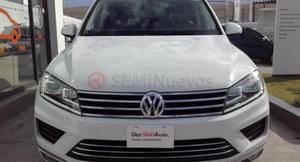 Volkswagen Touareg ()