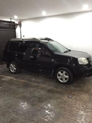 NISSAN XTRAIL GX  FULL EQUIPO 4X4 IMPECABLE