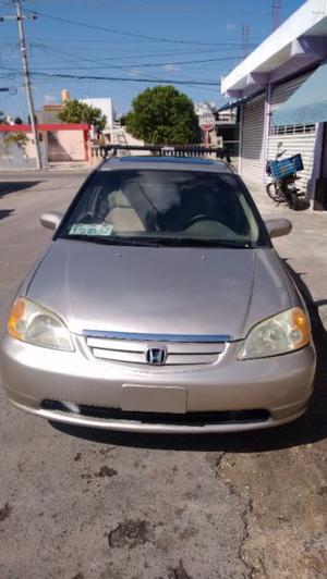 Honda Civic Sedán 