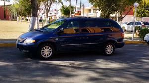 Chrysler town & country limited  nacional