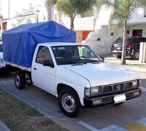 Nissan Pick-Up Estaquitas 2p estacas largo 5vel