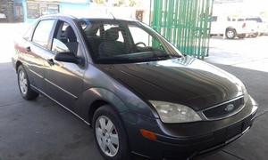 Ford Focus Sedán 