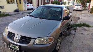 Nissan Sentra Sedán 