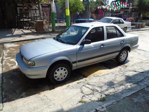 Nissan Tsuru II Sedán 