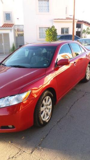 TOYOTA CAMRY  XLE 4 CILINDROS IMPECABLE