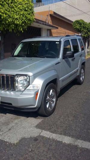 jeep liberty impecable piel