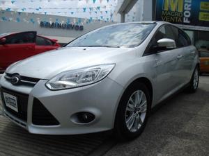 Ford Focus 4p Trend L4 2.0 Aut