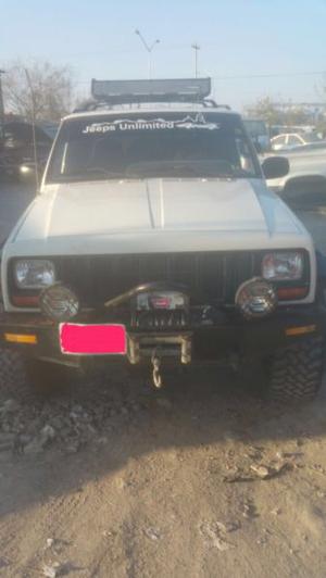 Jeep Cherokee 