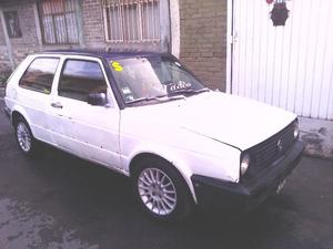 Volkswagen Golf Sedán 