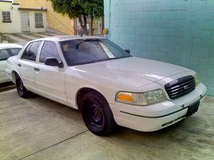Ford Crown Victoria 