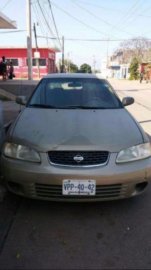 Nissan Sentra Sedán 