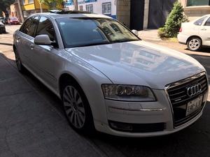 Audi A8 Sedán 