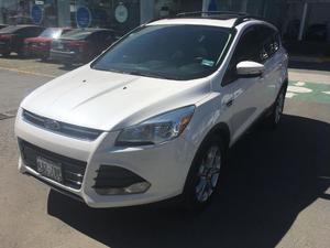 Ford Escape  Titanium 2.0T Ecoboost