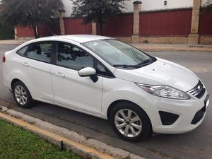 Ford Fiesta Sedán 