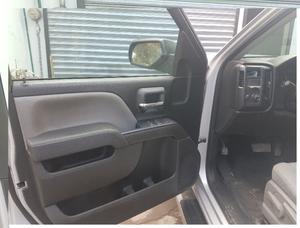 Chevrolet Silverado cabina extendida 