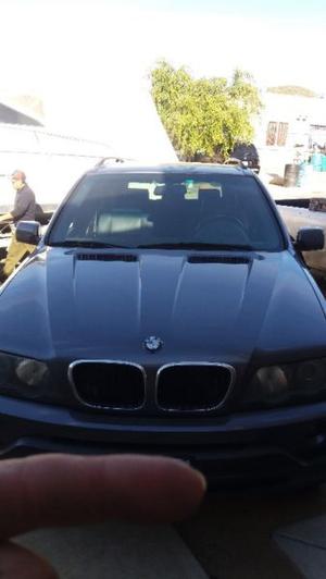 BMW X5 SUV  Limpiecita excelente estado
