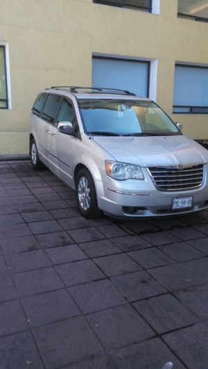 Chrysler Town Country 