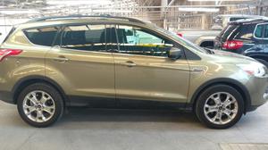 Ford Escape SE Plus FWD Aut.