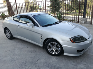 HYUNDAI TIBURON GT V6 TITULO LIMPIO Y LAMINAS USA