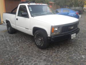 Chevrolet Pick-Up SILVERADO 