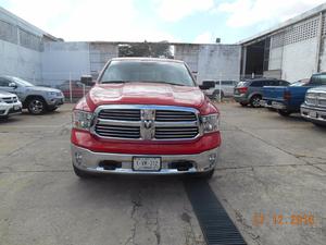 Dodge Ram  CREW CAB SLT BIGHORN 4X4