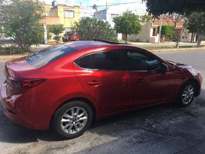 Mazda 3 Sedán 